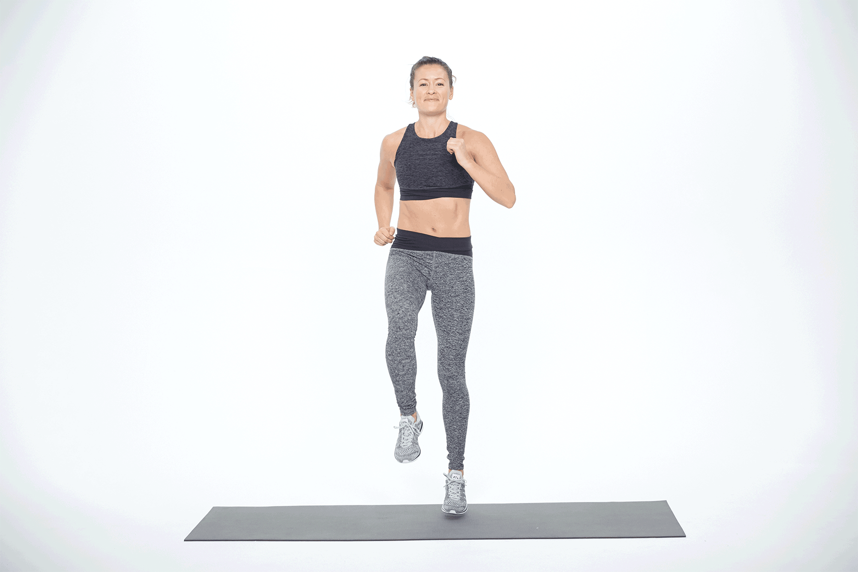 1 min hedhje me gjunjët lart