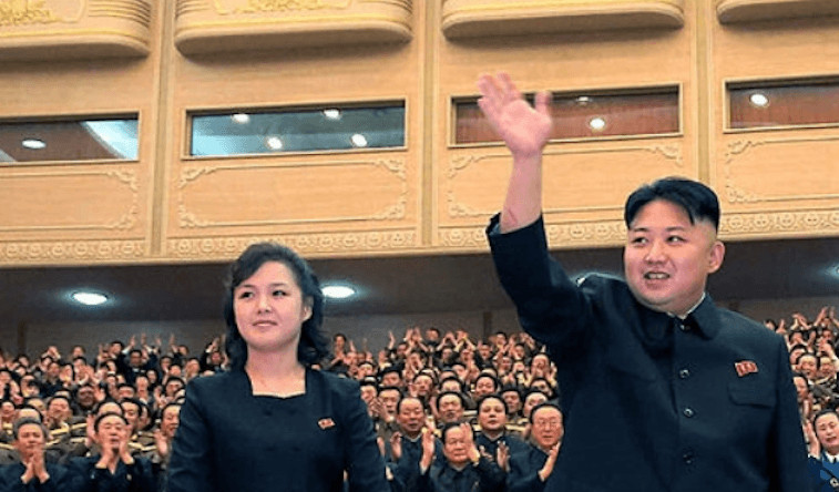 9. Prindërit e saj ishin elitë dhe të arsimuar