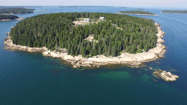 6. Ishulli Chandler Maine $39,999