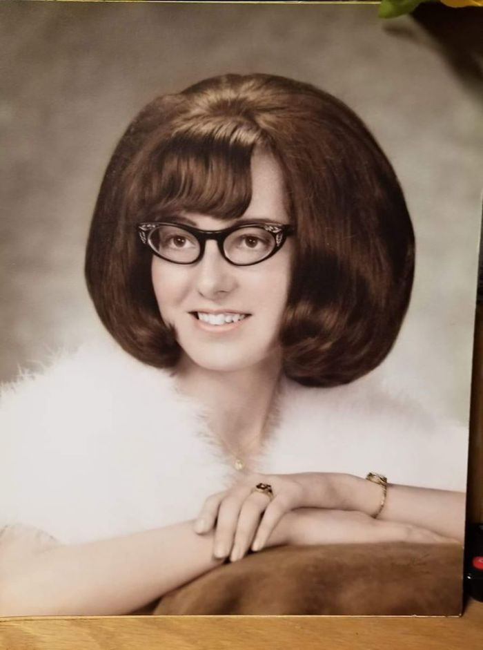 Mamaja ime në gjimnaz