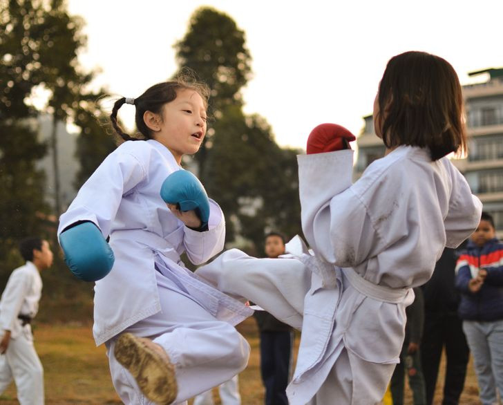 9. Mësoni aftësitë e vetëmbrojtjes