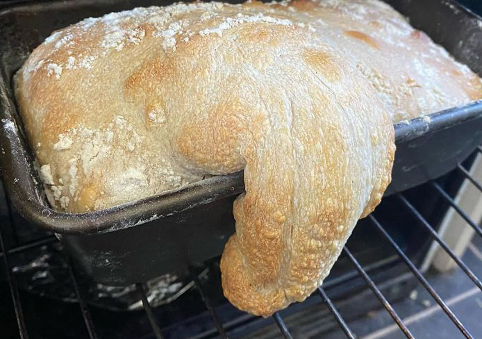 Njerëzit në karantinë po shpërndajnë përpjekjet e dështuara të gatimeve të tyre